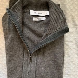 Calvin Klein light weight sweater